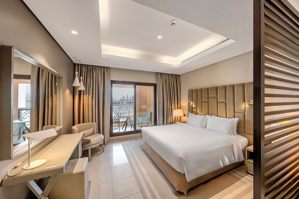 Deluxe Studio Apartment