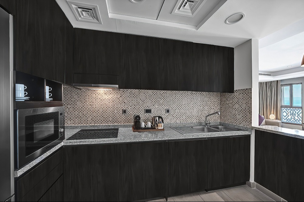 ONE BEDROOM APARTMENT